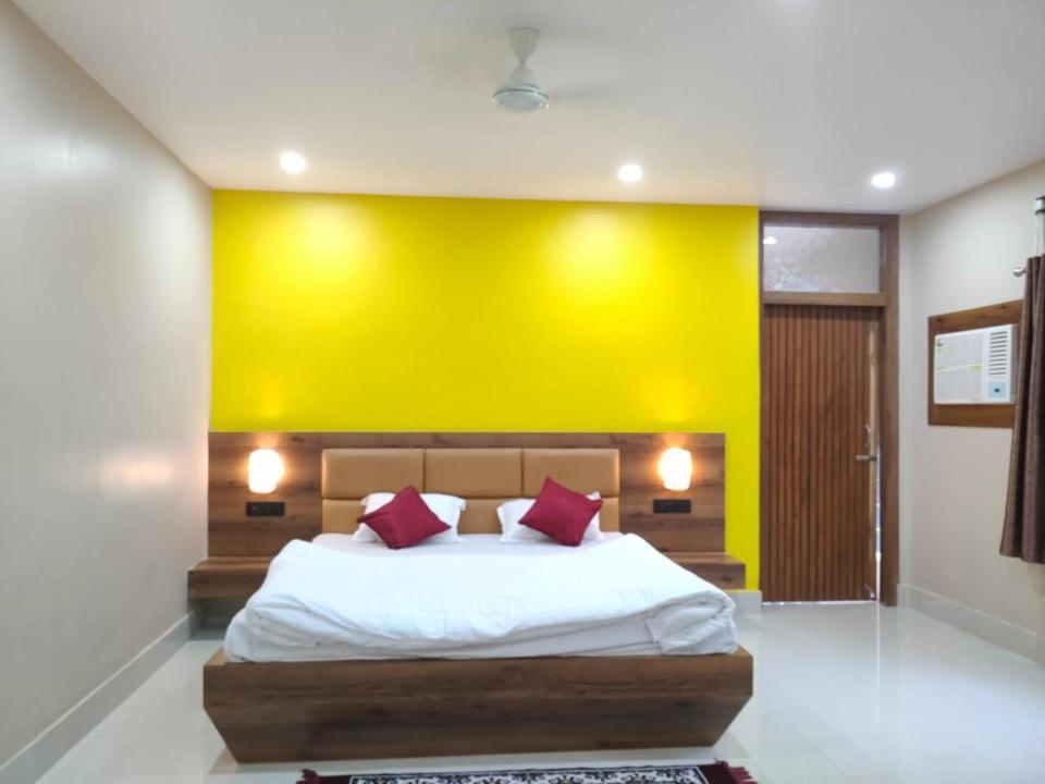 Hotel Vaishnavi Near Baba Dham Temple Deoghar Eksteriør bilde
